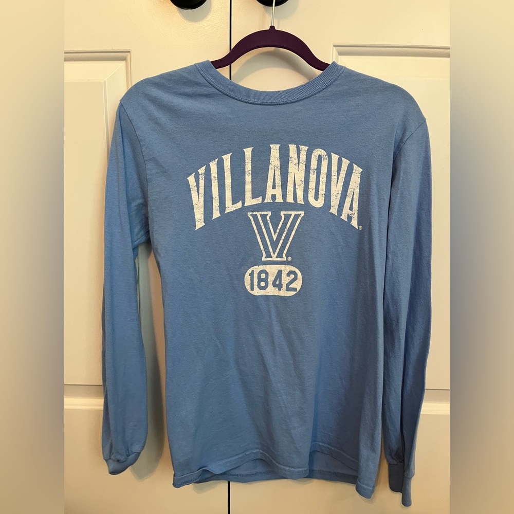 Light Blue Villanova Long Sleeve Tee Size Small.